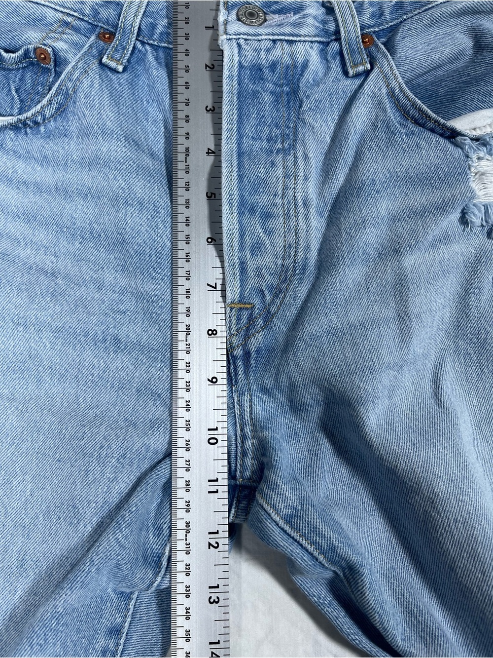 Levi’s 501 Skinny Jeans W28 L28 Distressed Light-wash - Picture 13 of 16